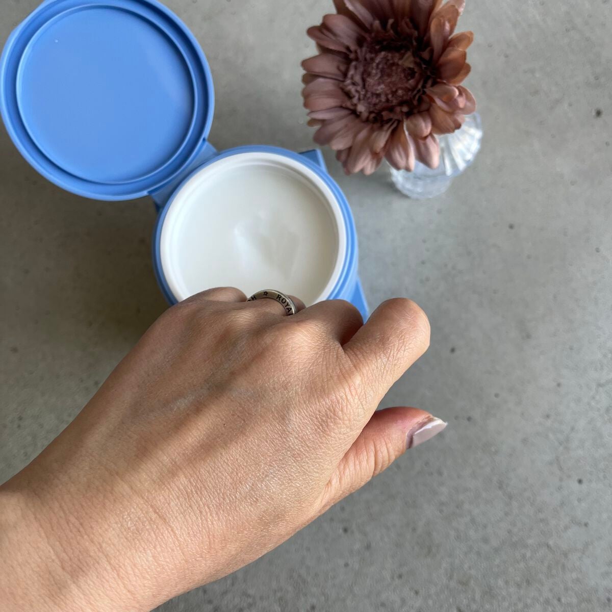 kunchan on LIPS 「・・・@tovegan.jp✓ホワイトホールサムクレンジンク..」(6枚目)