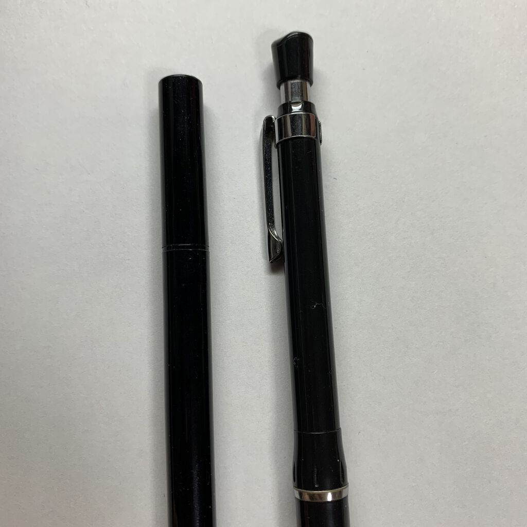 NOR.(ノール) AIRFIT LINER バーガンディ/NOR./リキッドアイライナーを使ったクチコミ（3枚目）