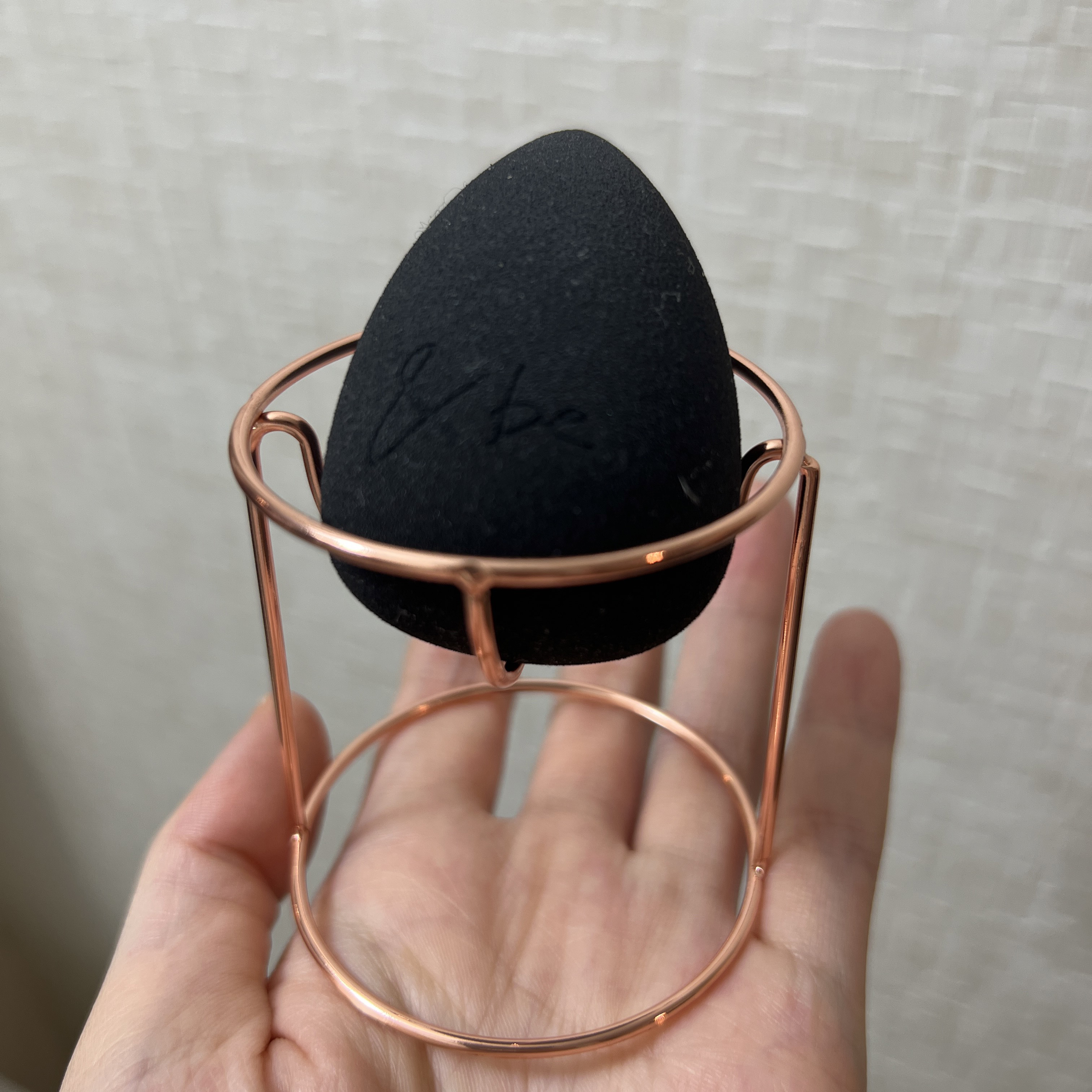 &be ブラックスポンジ/＆be/パフ・スポンジを使ったクチコミ（1枚目）