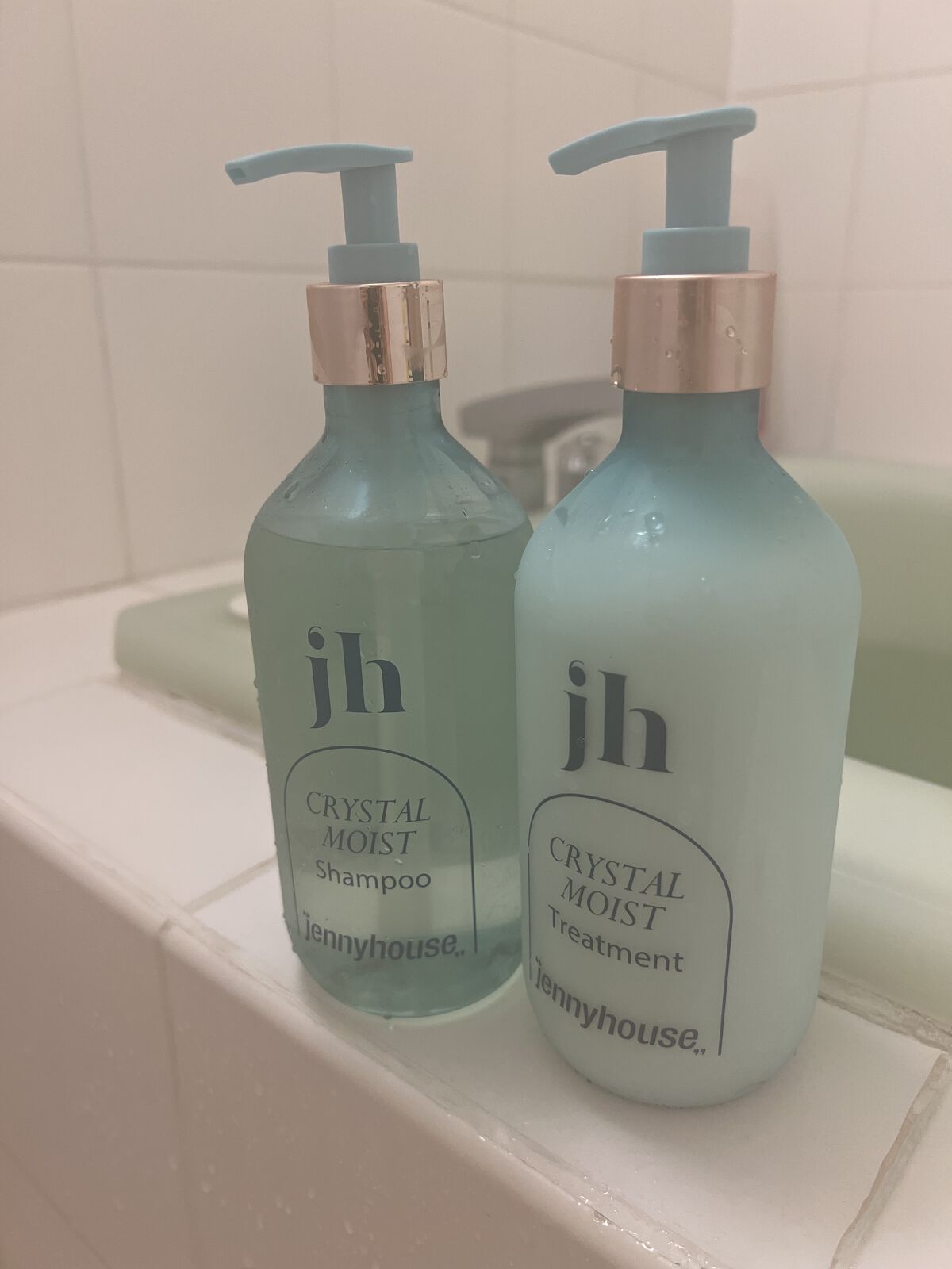 jenny house クリスタルモイストシャンプー/トリートメント＜しっとり＞のクチコミ「韓国コスメ好きで
しっとりする“シャンプー”と聞いたので
使ってみました！

カラーリングでダ.....」（3枚目）