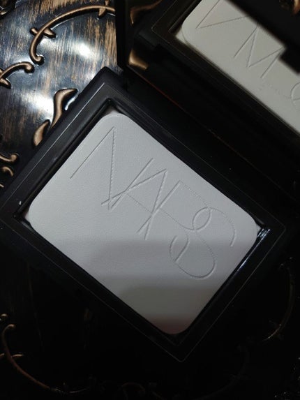 ライトリフレクティングセッティングパウダー プレスト N/NARS/プレストパウダーを使ったクチコミ(2枚目)