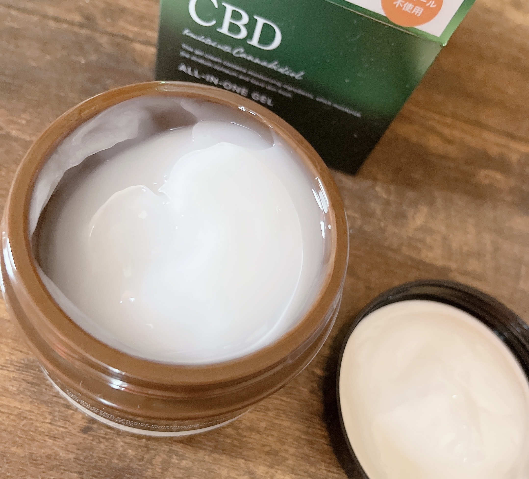 CBD オールインワンゲル/プラチナレーベル/オールインワン化粧品を使ったクチコミ（2枚目）
