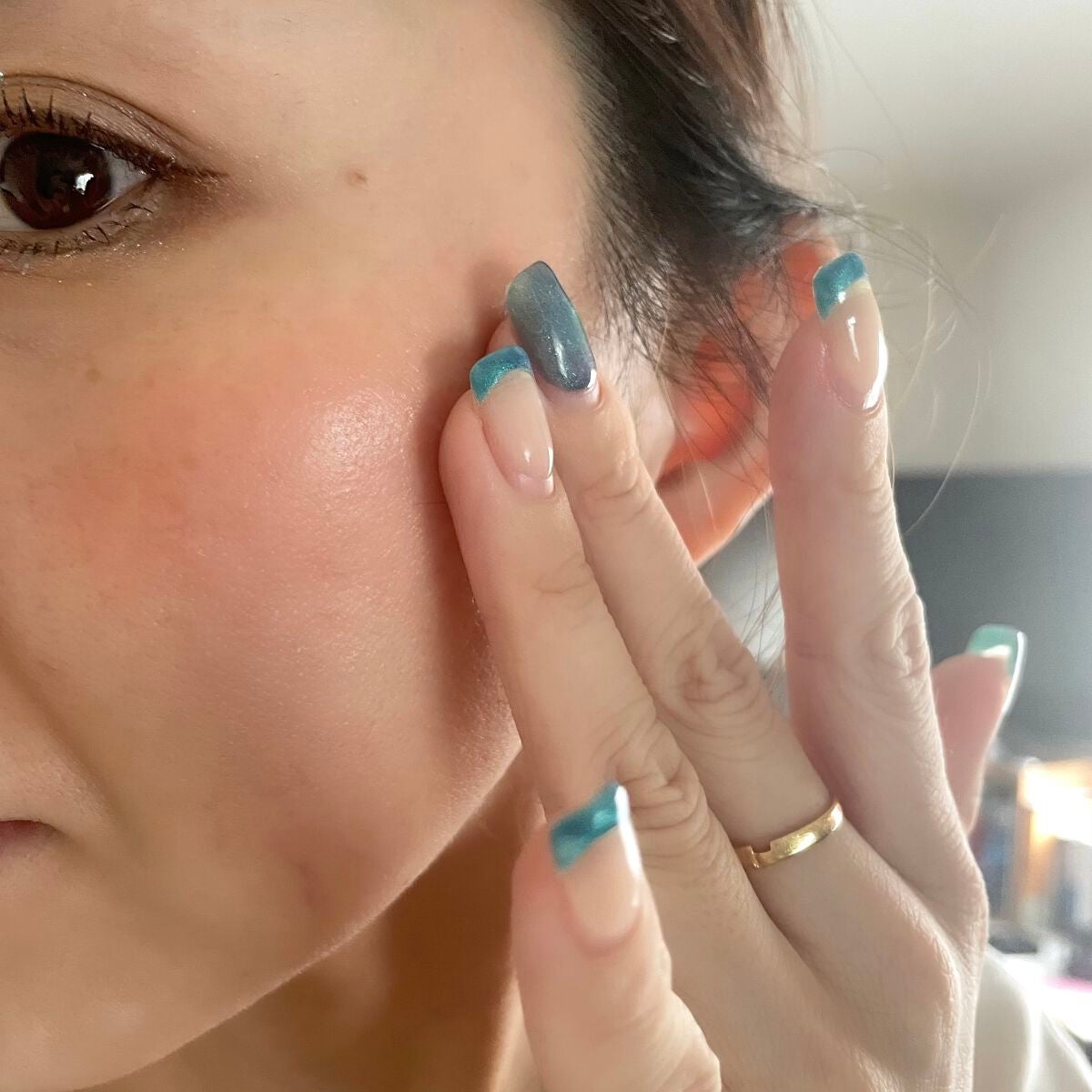 カラーセラム/FEEV/リキッドチークを使ったクチコミ(4枚目)