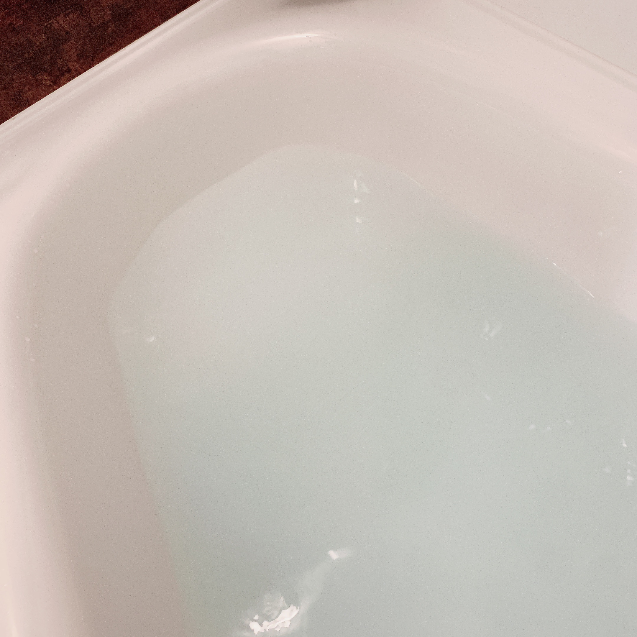 ボヌール バスエッセンス ジャスミンブルーの香り/ダイアン/保湿系入浴剤を使ったクチコミ（3枚目）