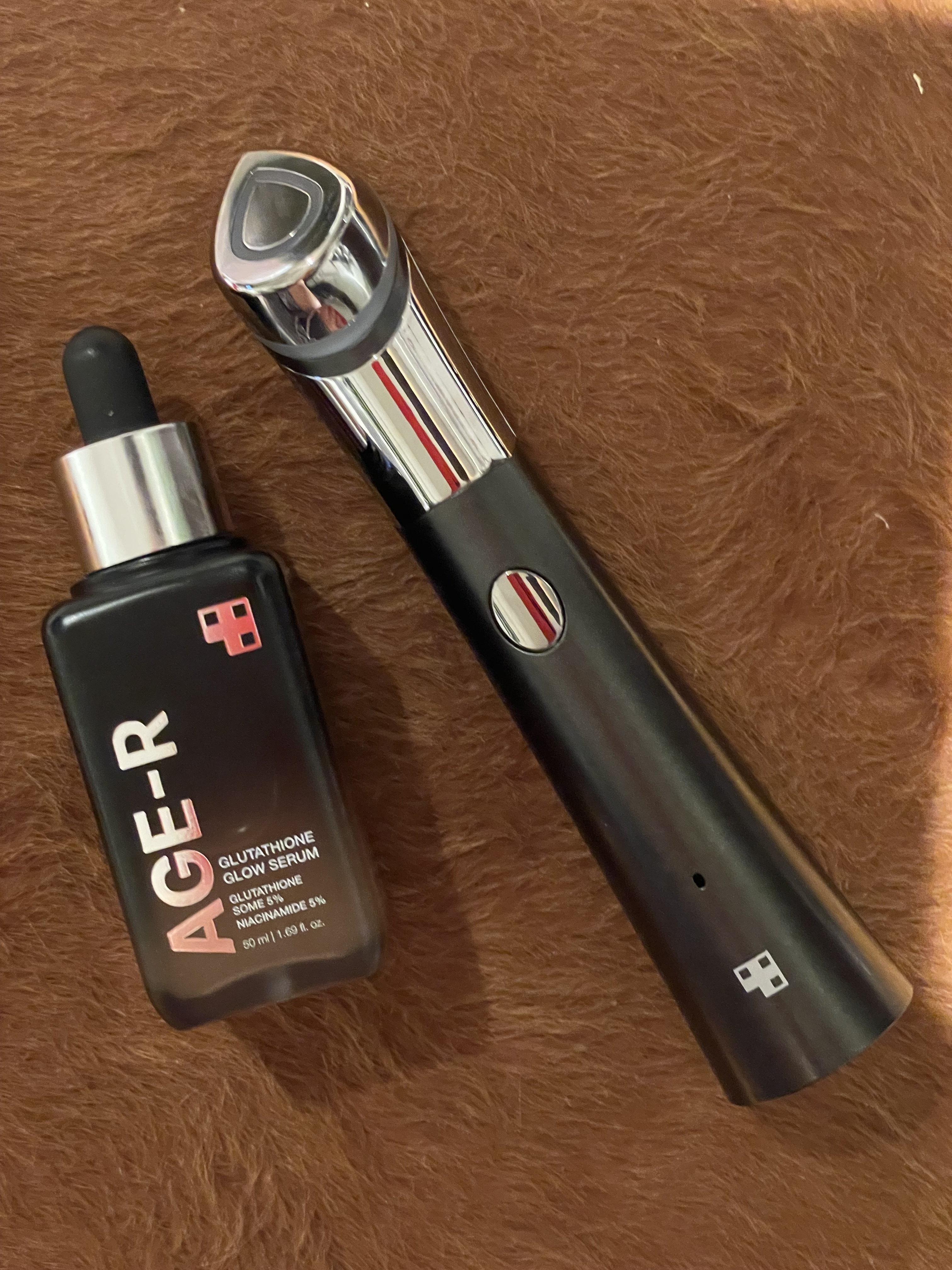 AGE-Rスキンブースターショット/MEDICUBE/美顔器・マッサージを使ったクチコミ（1枚目）