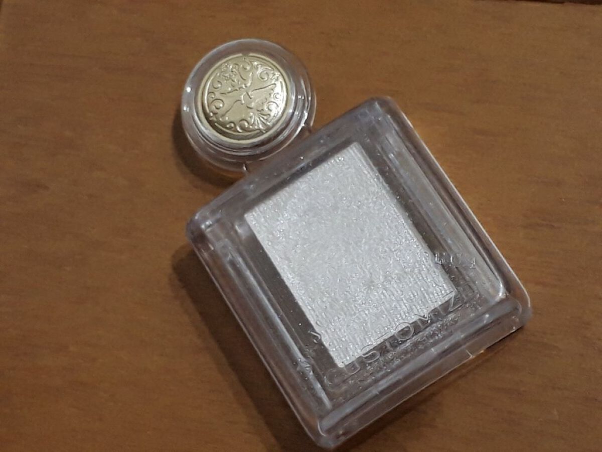 シャドーカスタマイズ WT920 白いばら/MAJOLICA MAJORCA/単色アイシャドウを使ったクチコミ（1枚目）