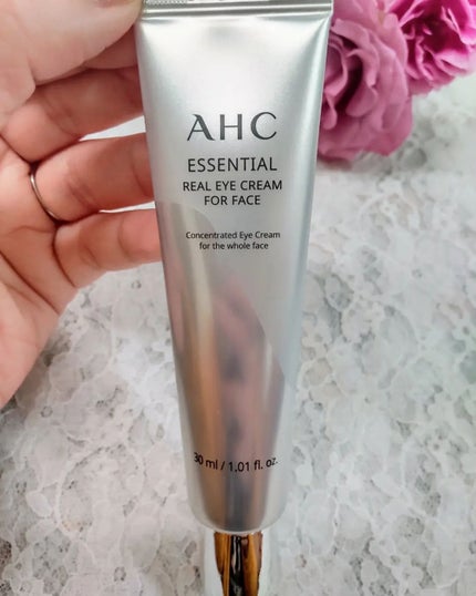エッセンシャル リアル アイクリーム フォーフェイス/AHC/アイケア・アイクリームを使ったクチコミ(2枚目)