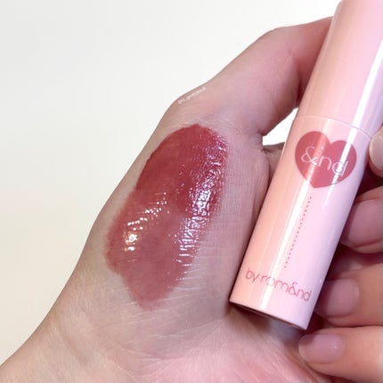 ジューシーラスティングティント/rom&nd/リップティントを使ったクチコミ(1枚目)