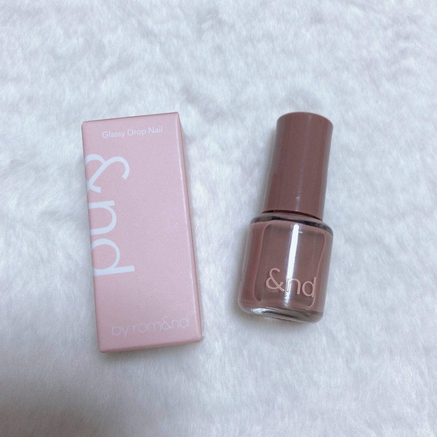 アンドバイロムアンド グラッシードロップネイル/&nd by rom&nd/マニキュアを使ったクチコミ(2枚目)