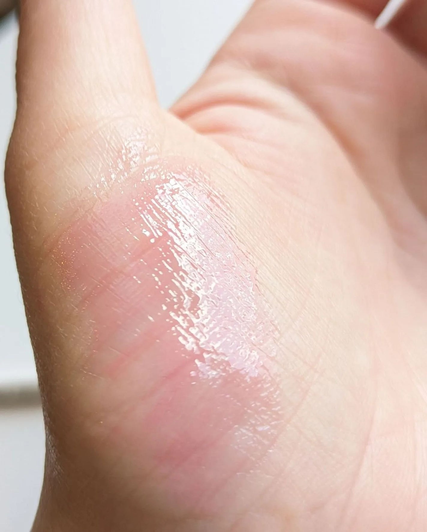 GLOWY TINT BALM/AOU/リップグロスを使ったクチコミ(3枚目)