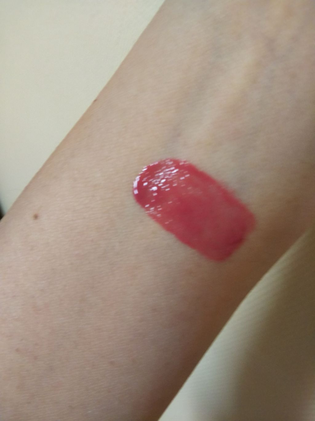 ラック シュプリア/shu uemura/リップグロスを使ったクチコミ(3枚目)