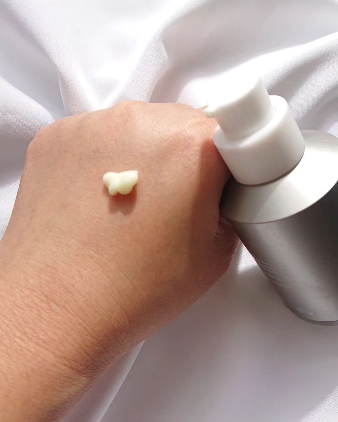 ヴィーガン バクチオールアイセラム/SKIN&LAB/アイケア・アイクリームを使ったクチコミ（2枚目）