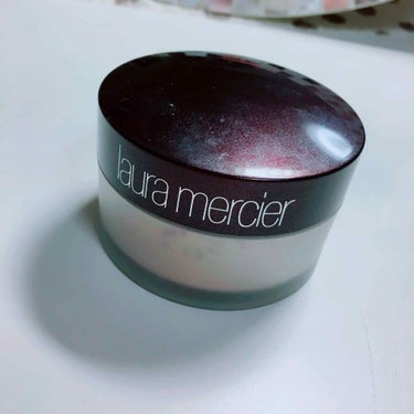 

🍬 .｡ ______________________________________ ｡. 🍬


laura mercier Loose setting powder


ローラメルシエの有名な