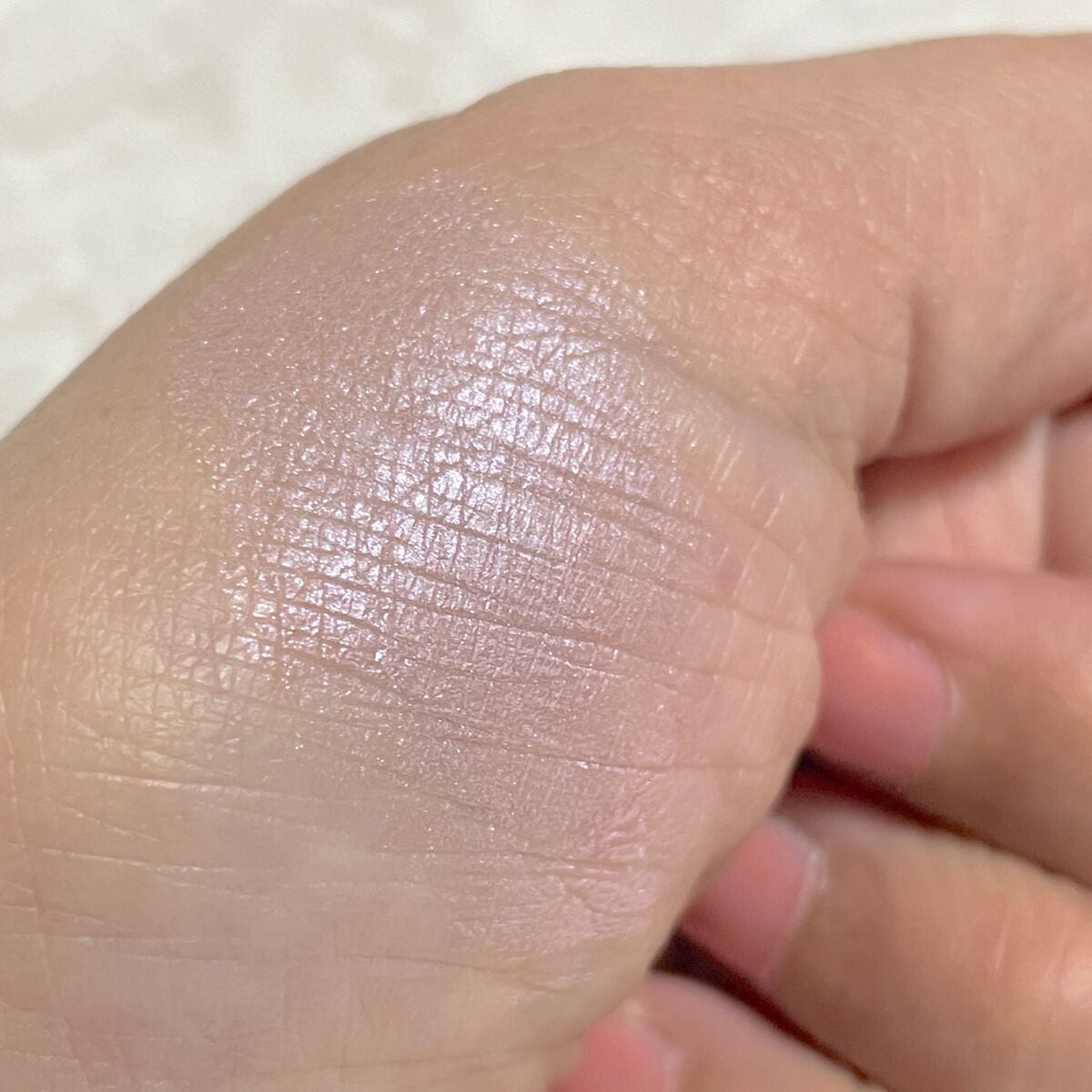 パールグロウニュアンサー/CEZANNE/パウダーハイライトを使ったクチコミ(3枚目)