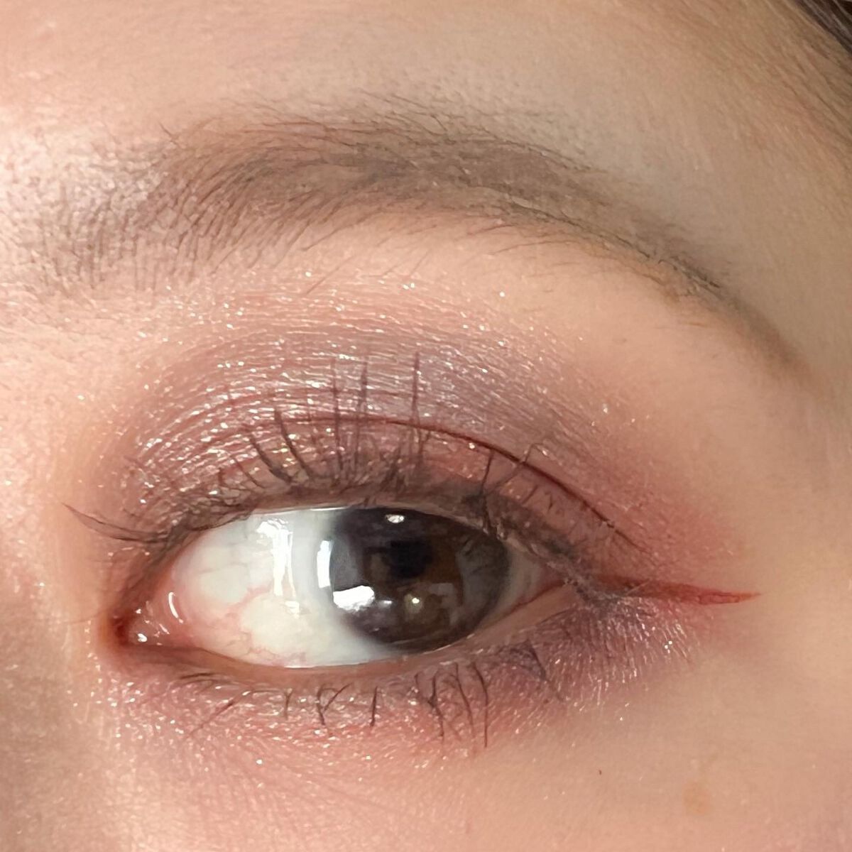 アディクション ザ アイシャドウ スパークル/ADDICTION/単色アイシャドウを使ったクチコミ（3枚目）