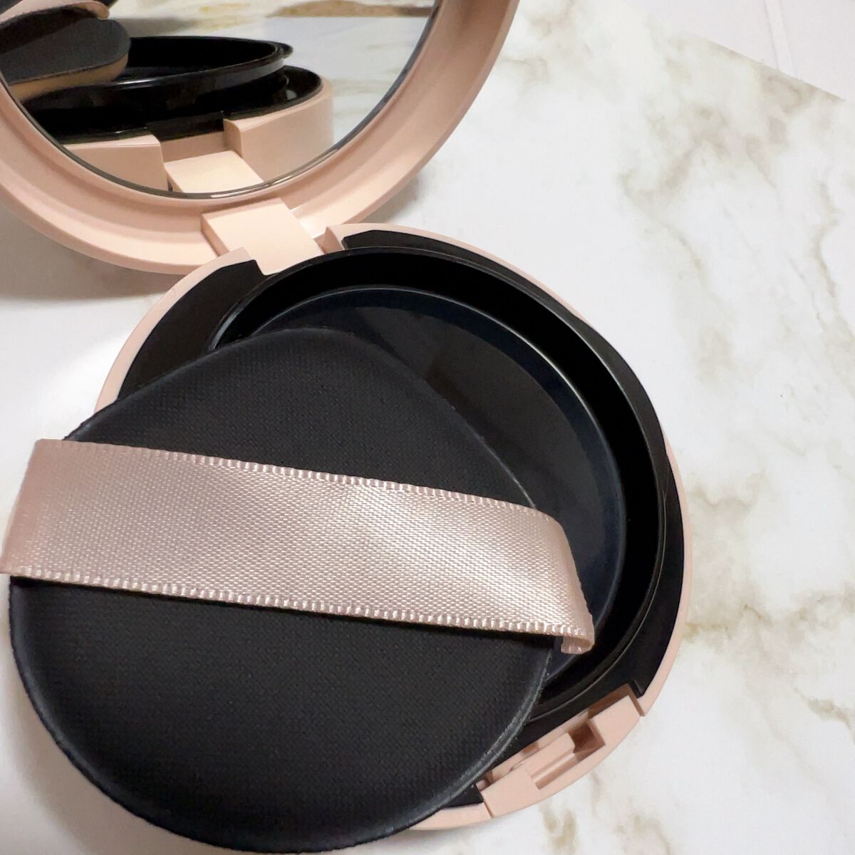 パールグロウニュアンサー/CEZANNE/パウダーハイライトを使ったクチコミ（3枚目）