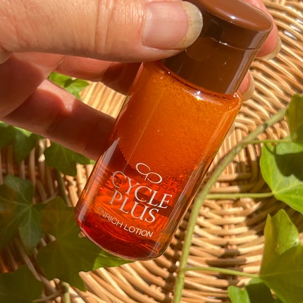 ミスクレオ on LIPS 「食べるもの同様化粧水だってフレッシュなものを使いたいよね。そこ..」(5枚目)