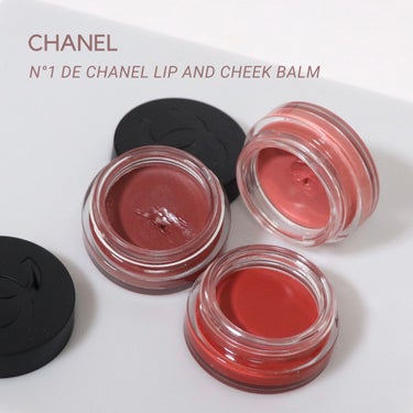 
▷CHANEL
リップ＆チーク ボーム N°1 ドゥ シャネル
¥6,050(税込)

発売時はすんごい話題になってしばらく欠品してたけど最近は安定している気がする。

しっとりとしたクリームテクスチ