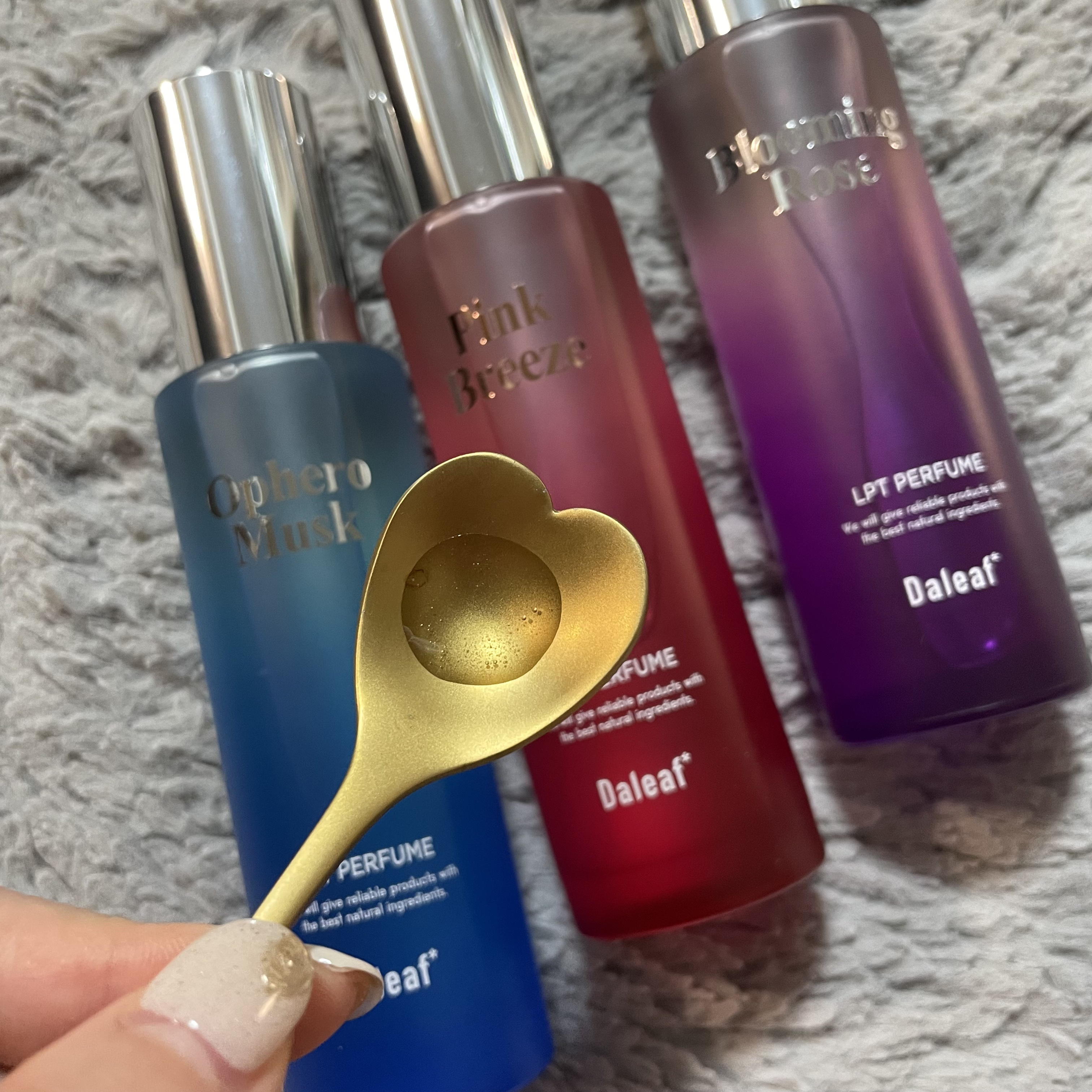 LPT Perfume Polish Oil Blooming Rose/Daleaf/その他スタイリングを使ったクチコミ（2枚目）