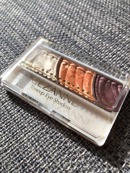 トーンアップアイシャドウ/CEZANNE/アイシャドウパレットを使ったクチコミ(4枚目)