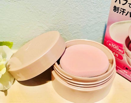 8x4 デオドラントパテ【医薬部外品】/8x4/デオドラント・制汗剤を使ったクチコミ(2枚目)