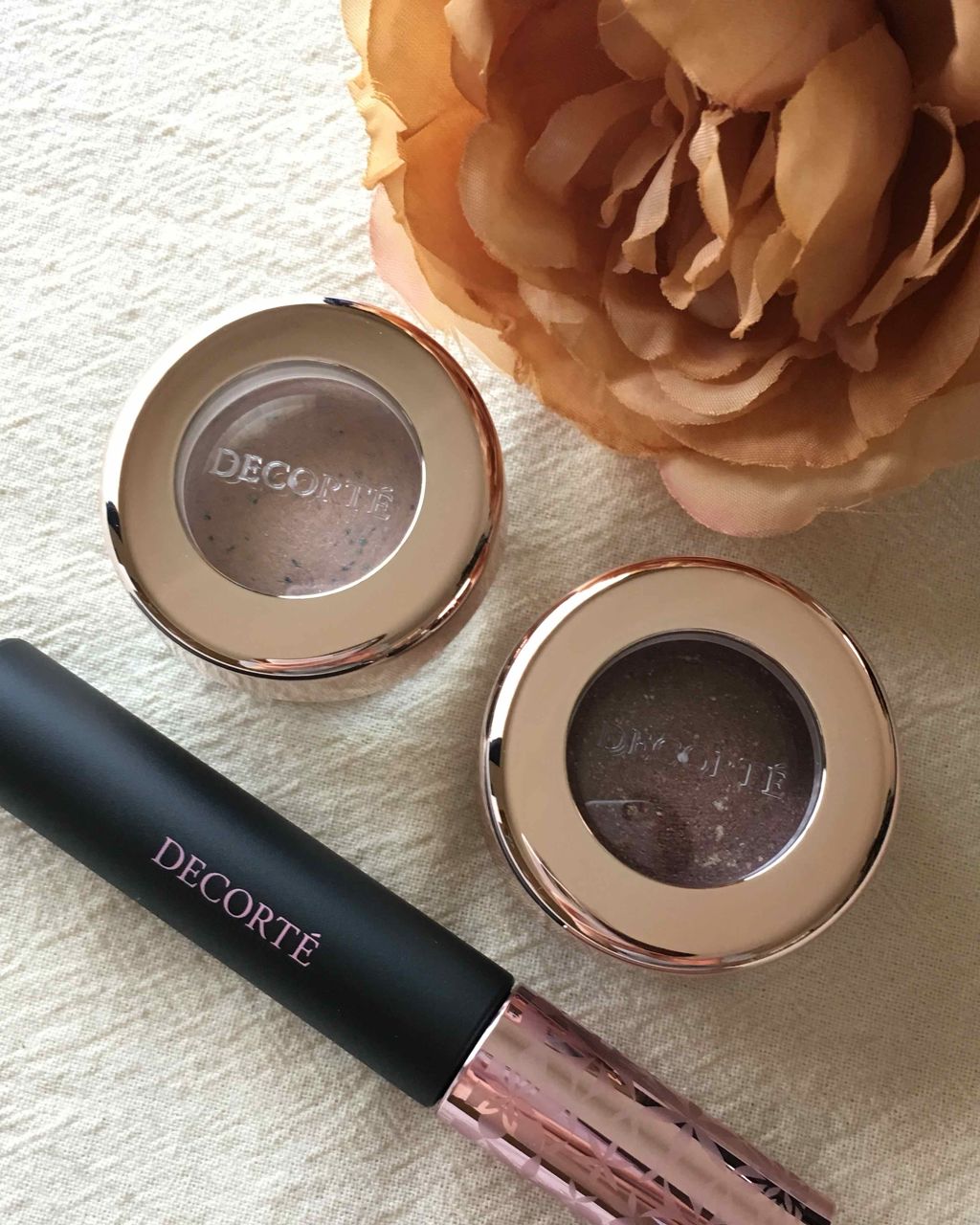 アイグロウ ジェム/DECORTÉ/ジェル・クリームアイシャドウを使ったクチコミ（1枚目）