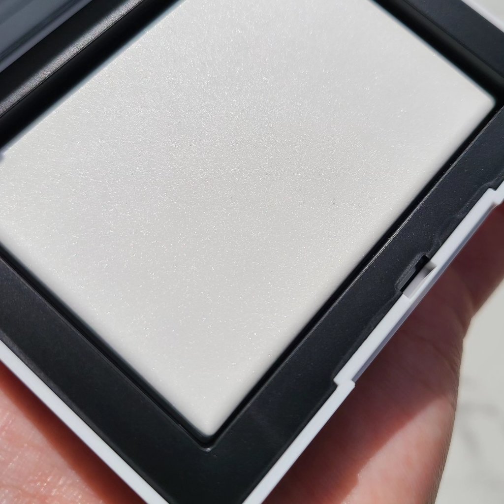 ライトリフレクティングセッティングパウダーセット 03179/NARS/メイクアップキットを使ったクチコミ（2枚目）