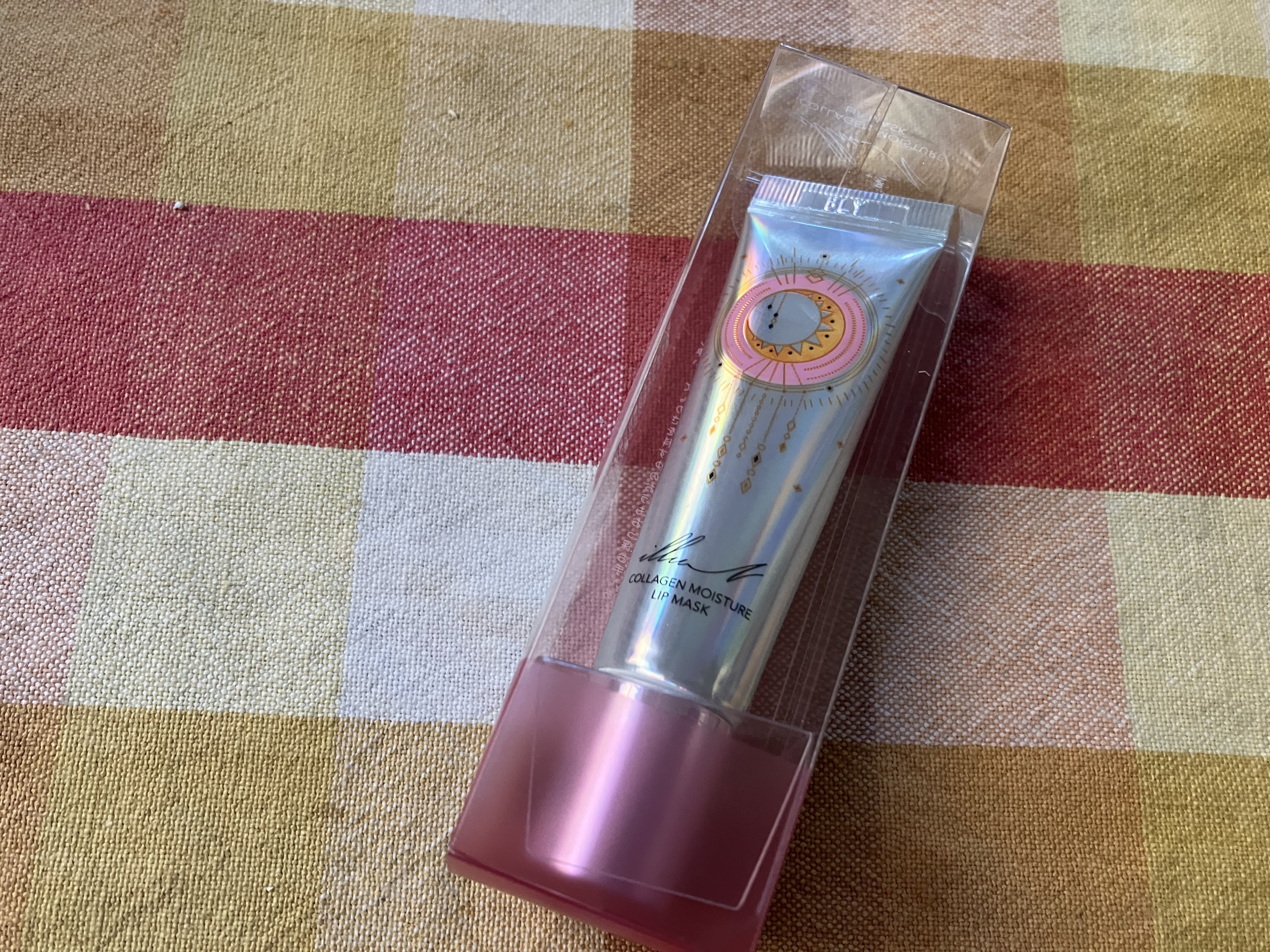 イリュン コラーゲンモイスチャーリップマスク/illuN/リップマスクを使ったクチコミ（3枚目）