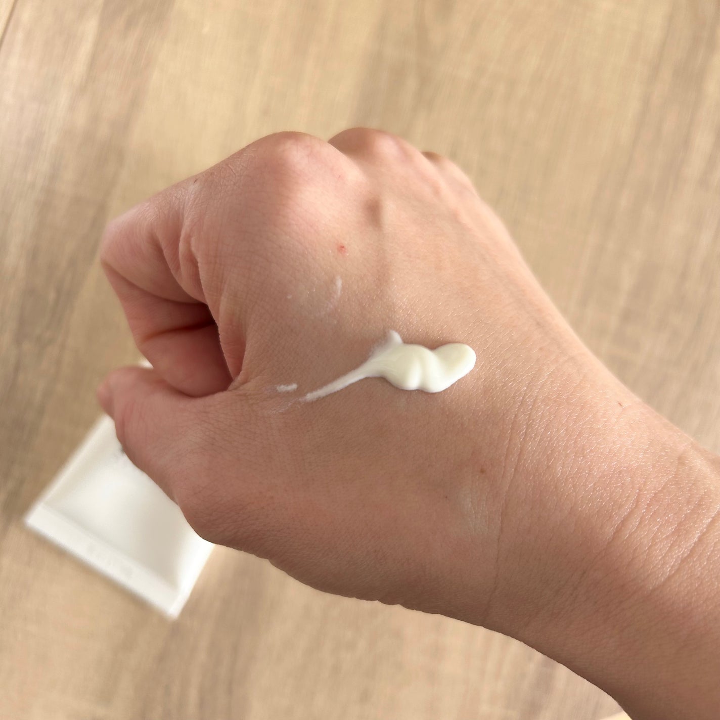 ヒアルーシカ ウォーターフィット サンセラム/SKIN1004/日焼け止めローションを使ったクチコミ(2枚目)