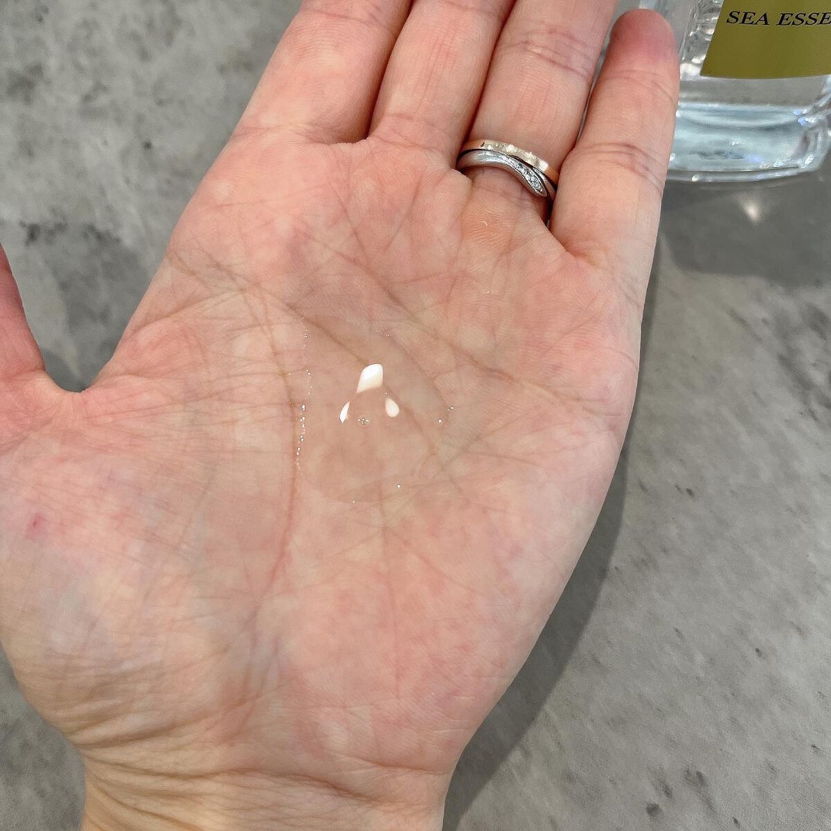 オレンジラフィーオイル/SEA ESSENCE/フェイスオイルを使ったクチコミ(6枚目)