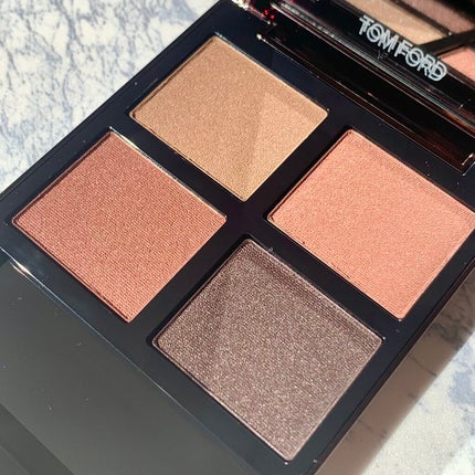 アイ カラー クォード C 37 スモーキー クォーツ/TOM FORD BEAUTY/アイシャドウパレットを使ったクチコミ(2枚目)