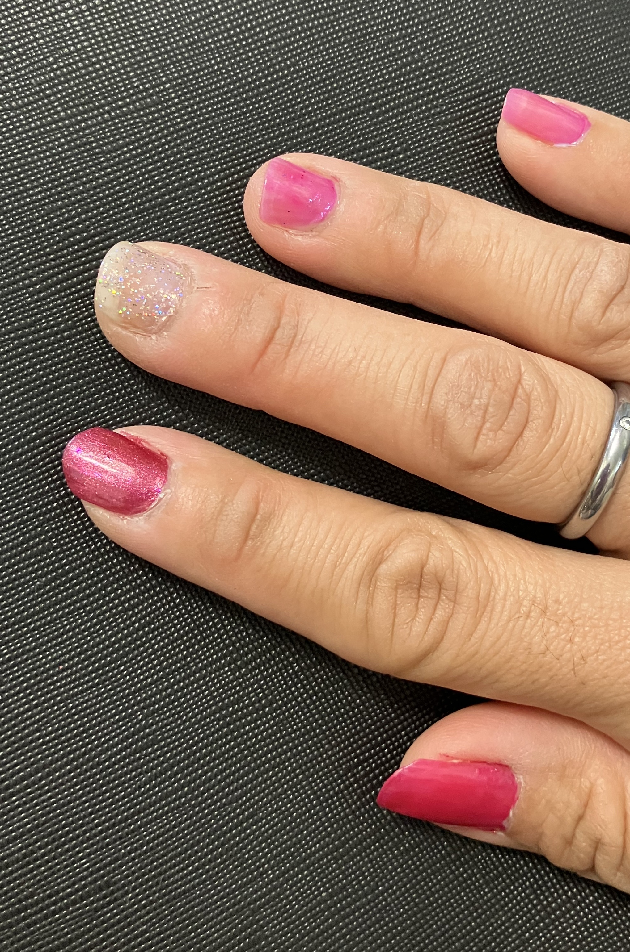 ルナソル ネイルポリッシュ EX12 Damask Rose（限定）/LUNASOL/マニキュアを使ったクチコミ（2枚目）