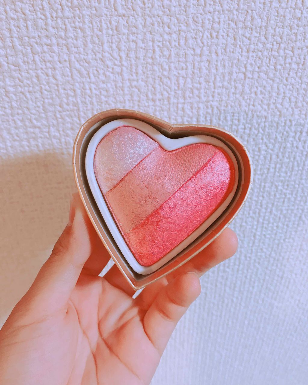 ブラッシング ハート/MAKEUP REVOLUTION/パウダーチークを使ったクチコミ(2枚目)