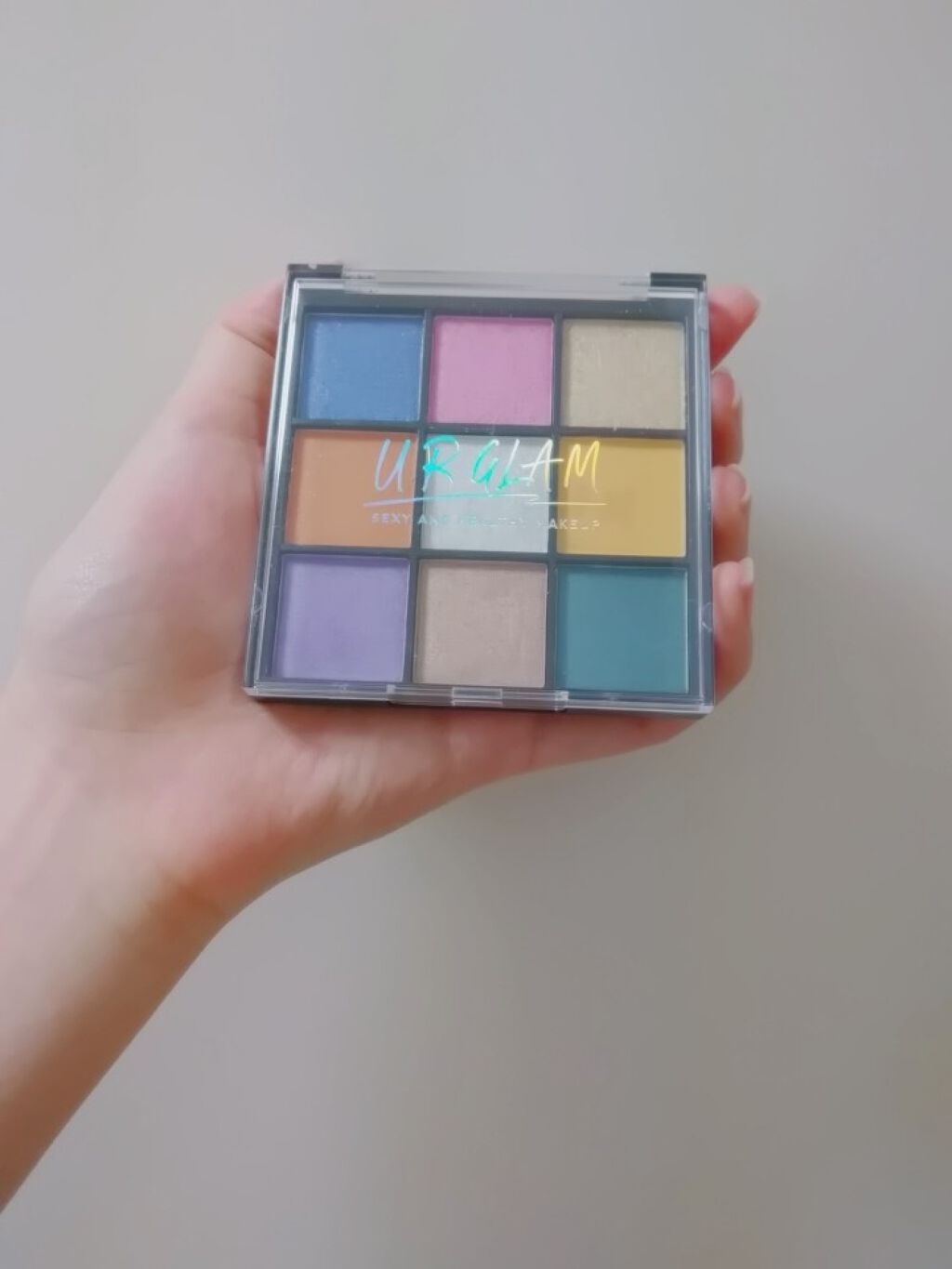 UR GLAM　BLOOMING EYE COLOR PALETTE/U R GLAM/アイシャドウパレットを使ったクチコミ（3枚目）