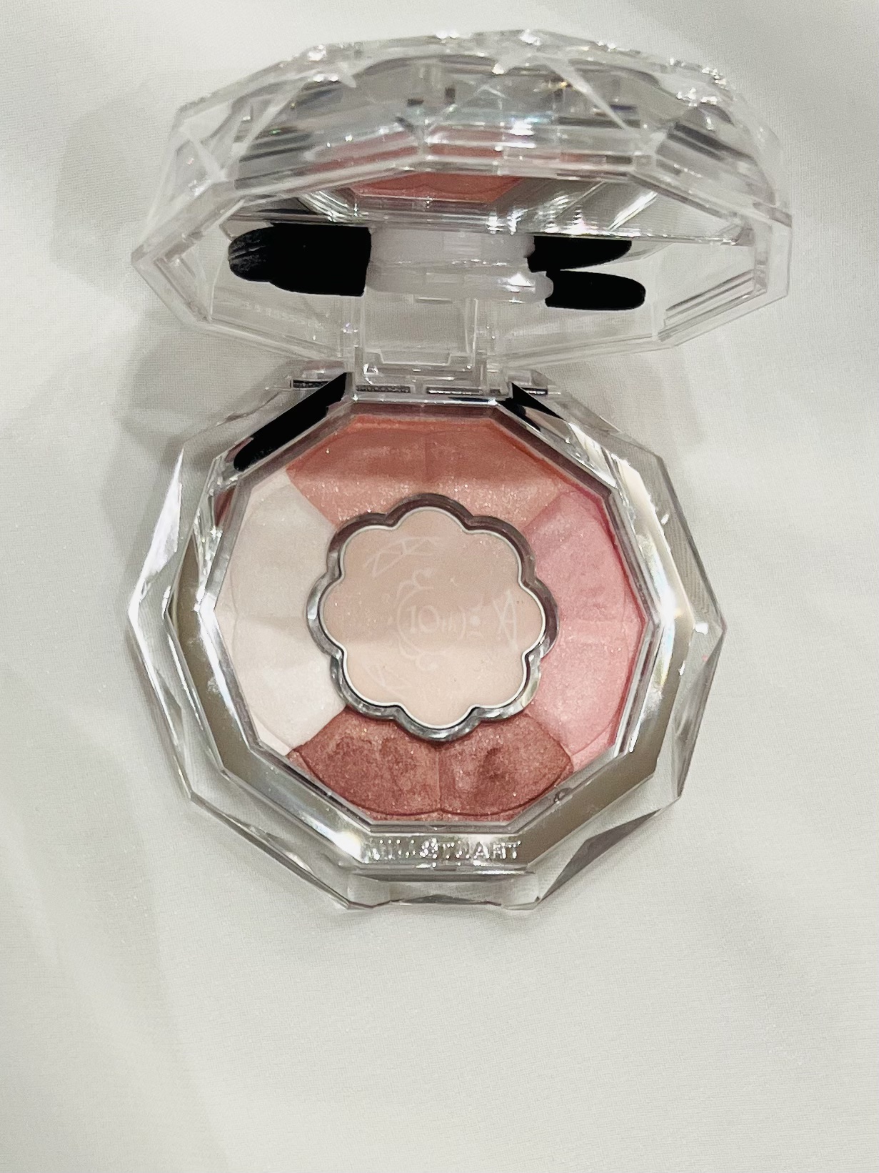 ジルスチュアート　クリスタルブルーム　リップブーケ セラム 12 lupine sparkle/JILL STUART/リッププランパーを使ったクチコミ（2枚目）