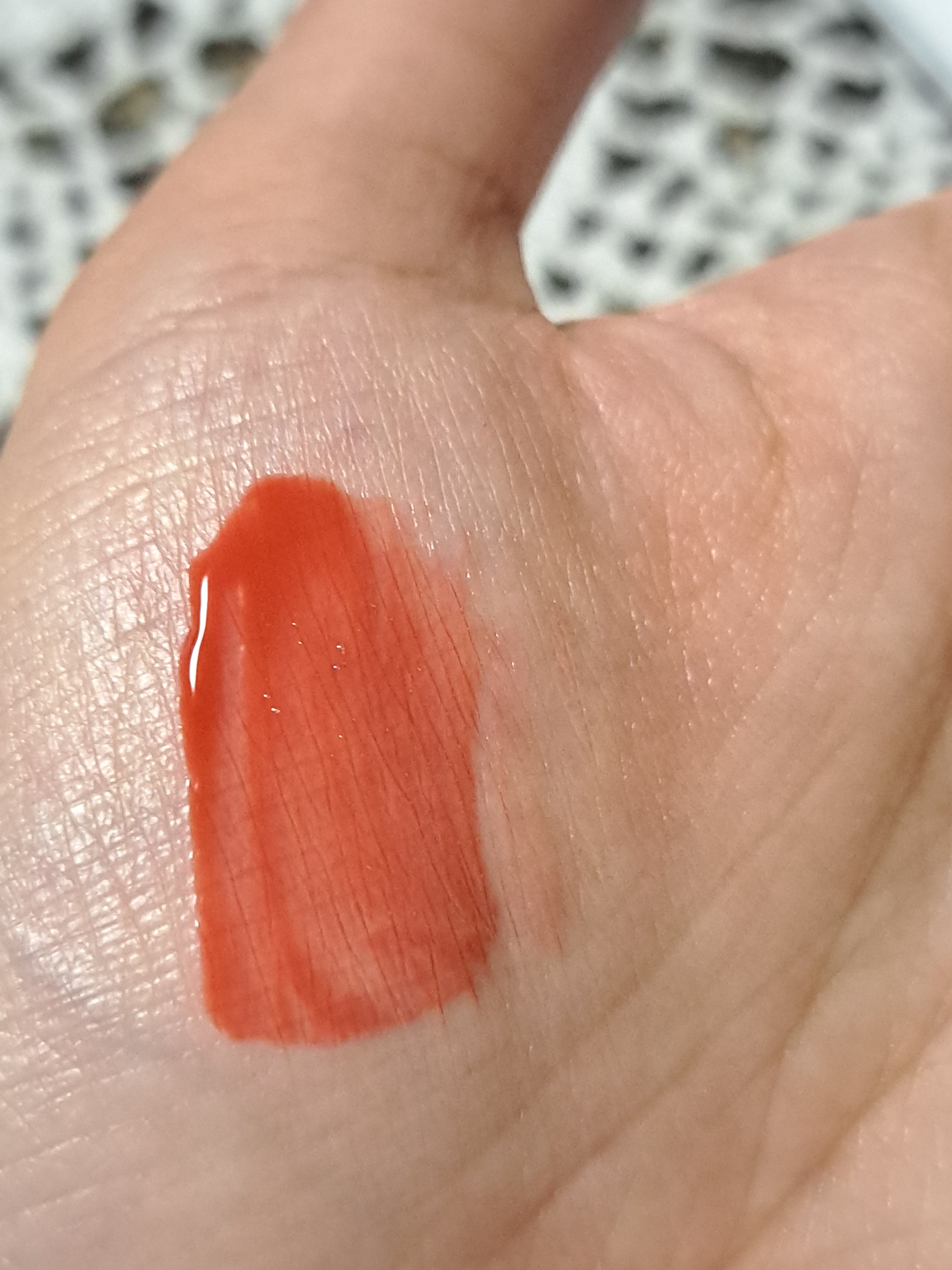 リップ グロウ セラム/CARSLAN/リップグロスを使ったクチコミ（3枚目）