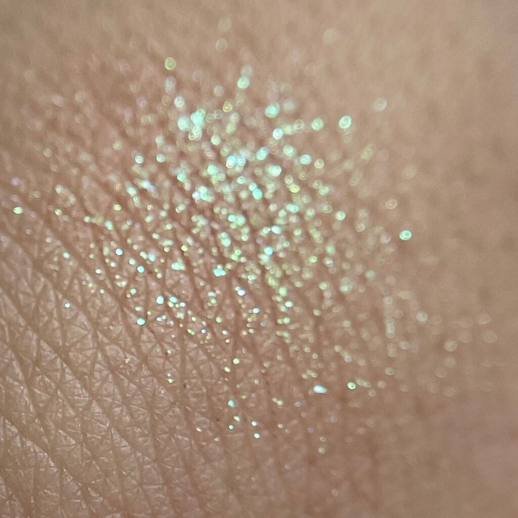 プレスド アイシャドー(レフィル)/shu uemura/単色アイシャドウを使ったクチコミ(3枚目)