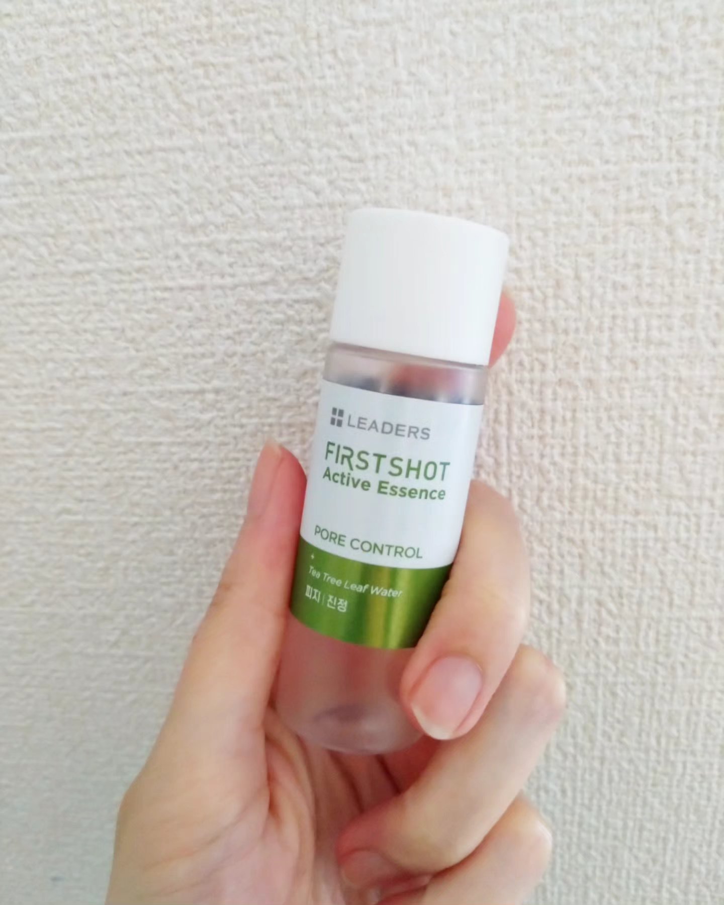 ファーストショット アクティブ エッセンス ポア コントロール/LEADERS/化粧水を使ったクチコミ（2枚目）