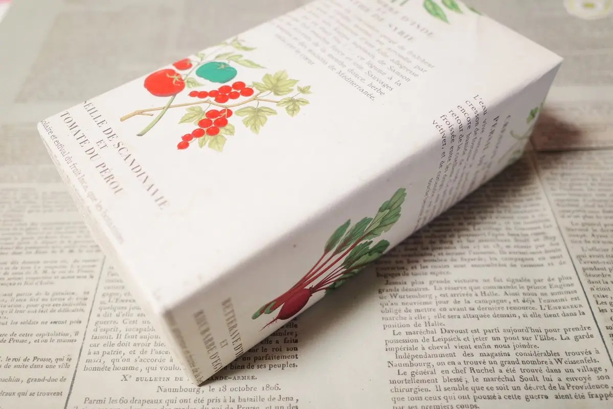 オフィシーヌ・ユニヴェルセル・ビュリー 〈レ・ジャルダン・フランセ・ドゥ・オフィシーヌ・ユニヴェルセル・ビュリー〉ユイル・アンティーク ヴェルヴェーヌ・デザンド・エ・バジリック・ドゥリュのクチコミ「菜園シリーズのヴェルヴェーヌ・デザンド・エ・バジリック🌿
バーベナとバジルの香り！
爽やかなん.....」（3枚目）