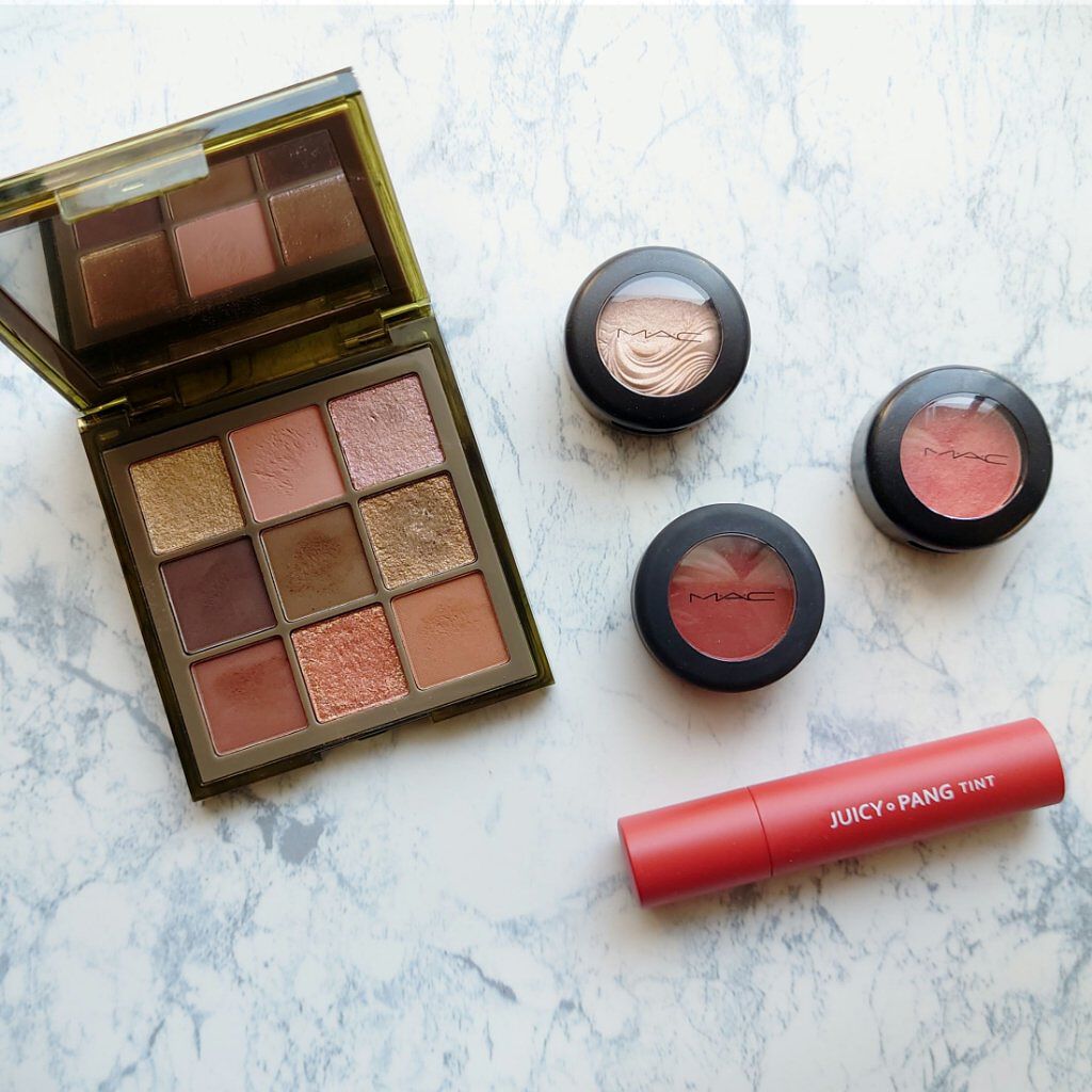 エクストラ ディメンション アイシャドウ ア ナチュラル フラート/M・A・C/単色アイシャドウを使ったクチコミ（2枚目）