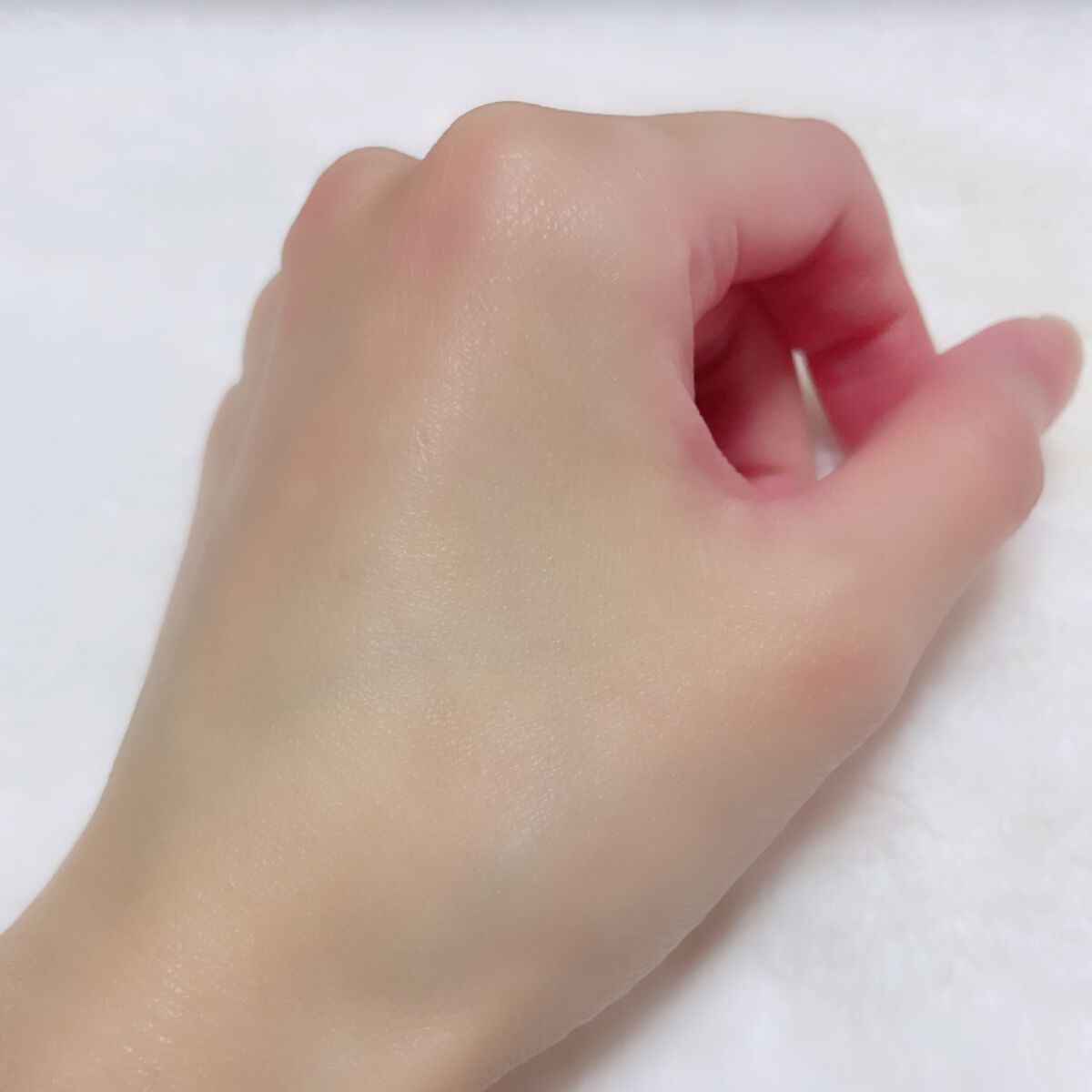 メイクミーハッピー ハンドクリーム WHITE/キャンメイク/ハンドクリームを使ったクチコミ（3枚目）