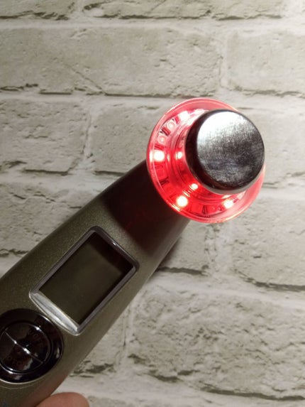 CurrentBody skin LEDライトセラピーマスク/CurrentBody/美顔器・マッサージを使ったクチコミ(2枚目)