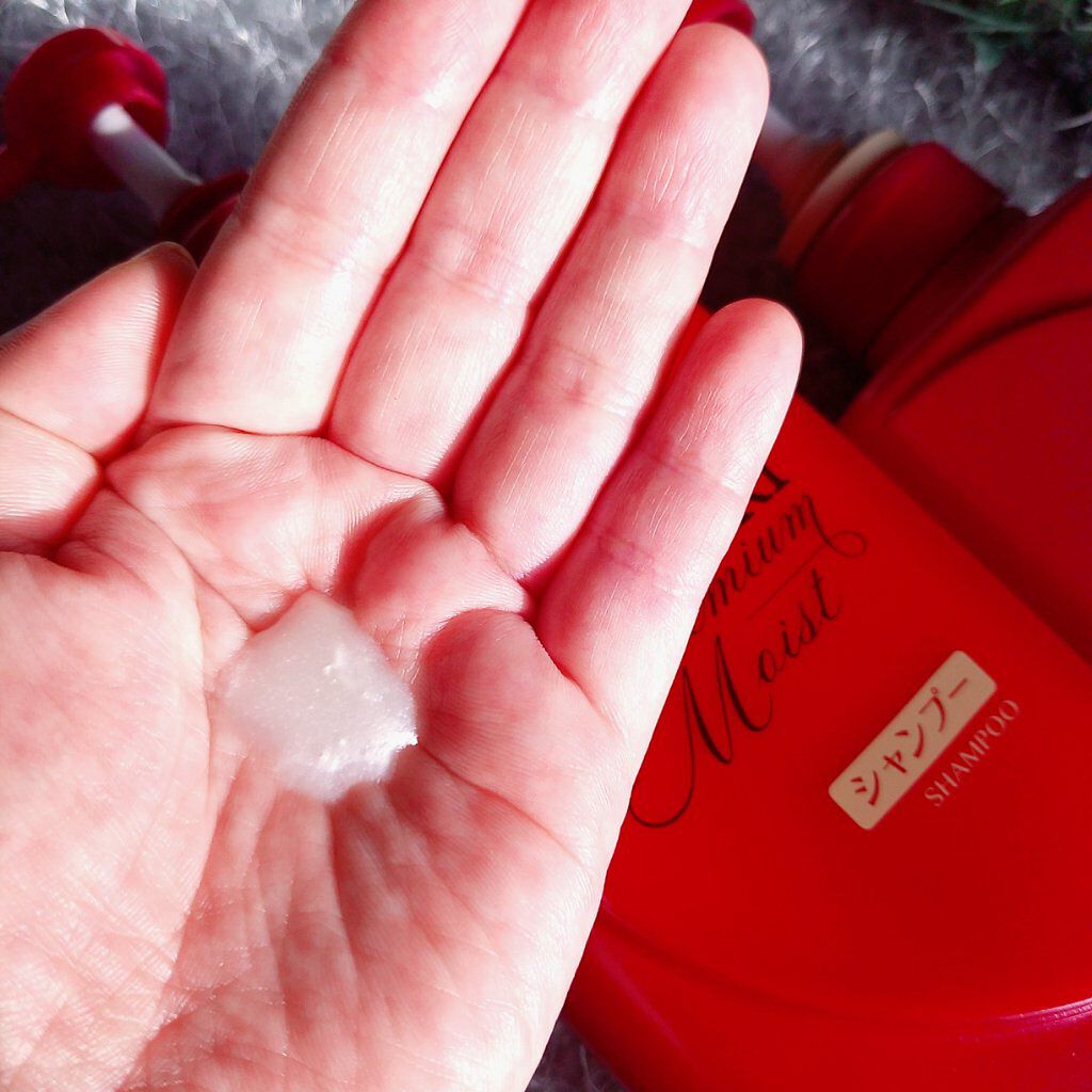 プレミアムモイスト シャンプー／ヘアコンディショナー/TSUBAKI/市販シャンプーを使ったクチコミ（2枚目）