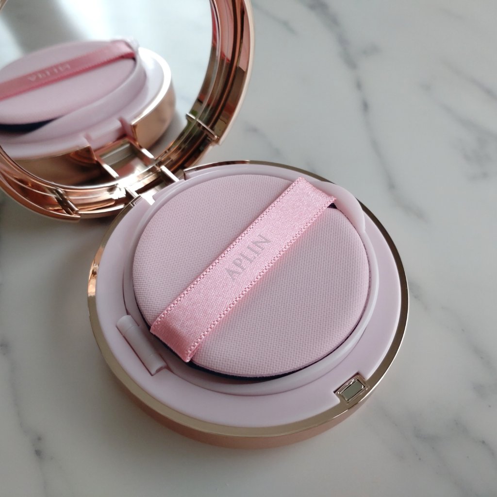 ピンクティーツリーカバーアップグロウクッション 23号 ウッディベージュ/APLIN/クッションファンデーションを使ったクチコミ（2枚目）