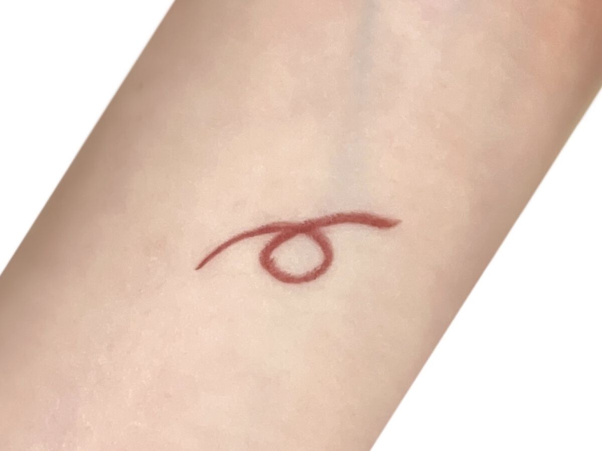 「密着アイライナー」極細クリームペンシル/デジャヴュ/ペンシルアイライナーを使ったクチコミ（2枚目）