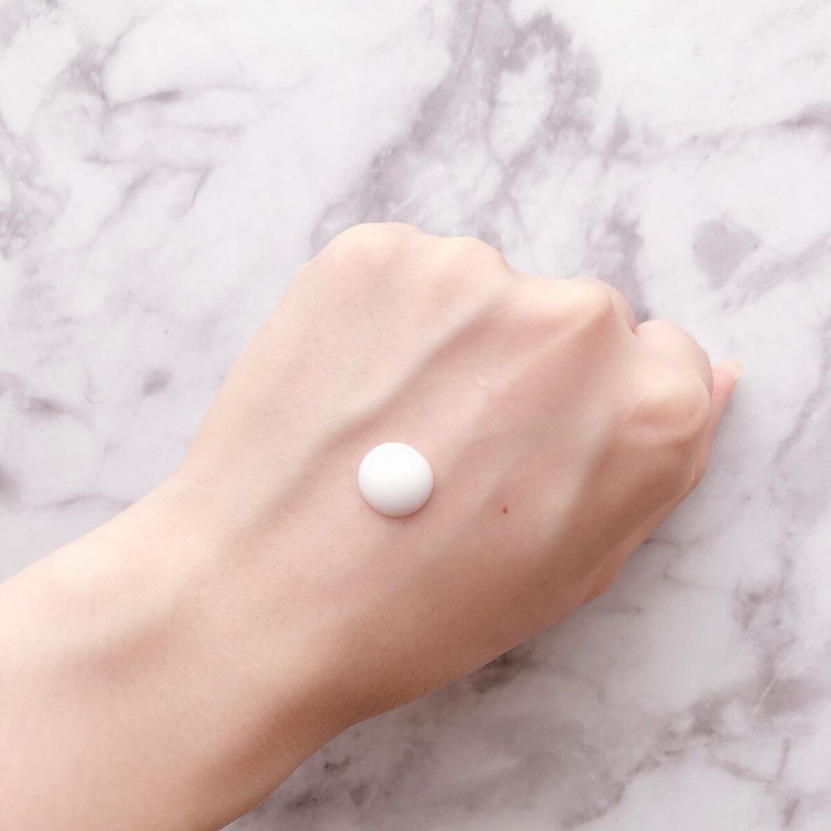 モイスチュア フェイス&ボディローション/カルテHD/ボディローションを使ったクチコミ(4枚目)