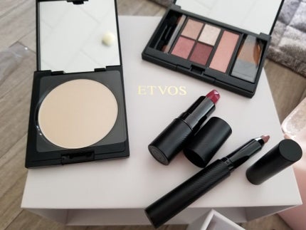 クリスマスコフレ2019/エトヴォス/メイクアップキットを使ったクチコミ(1枚目)