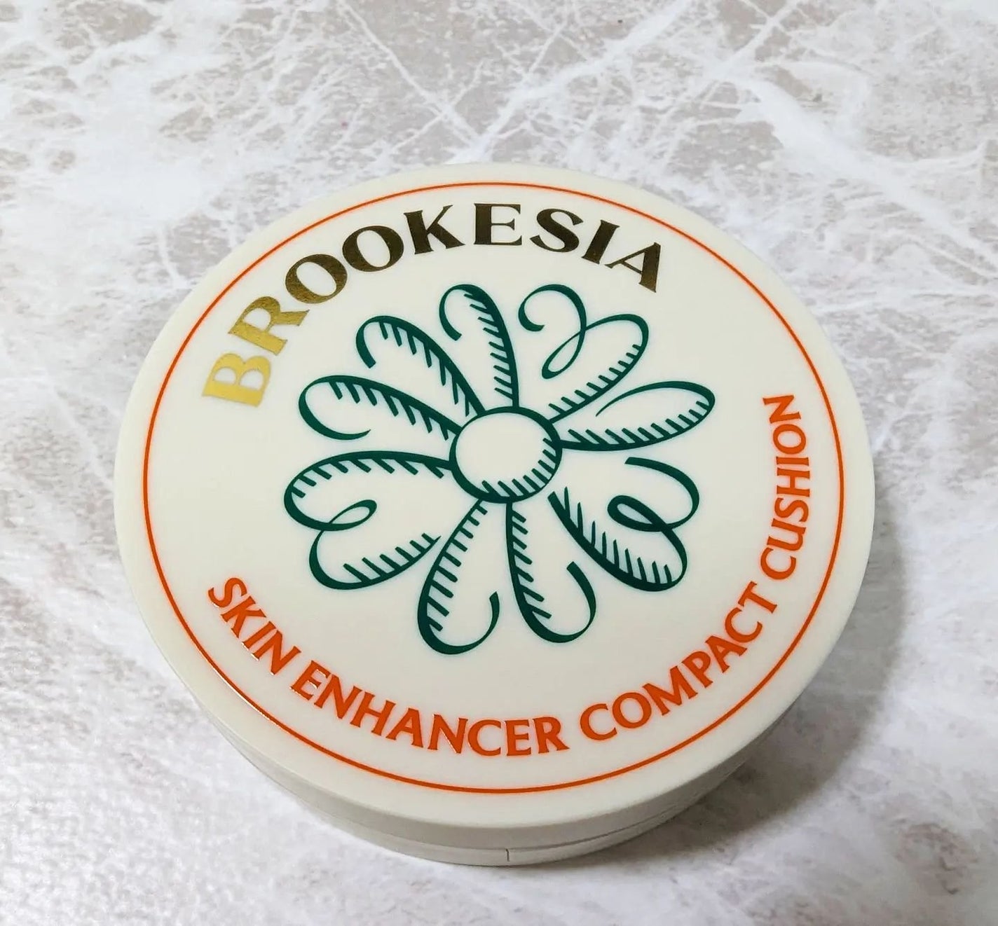 スキンエンハンサー コンパクトクッション(グロー)/BROOKESIA/クッションファンデーションを使ったクチコミ(2枚目)
