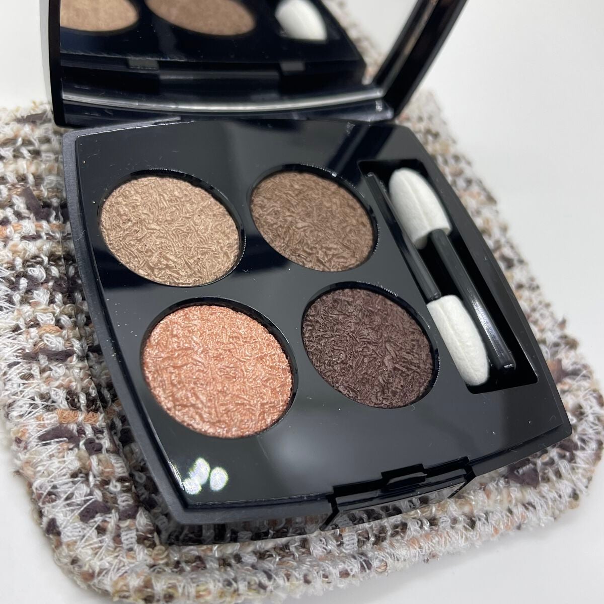 レ キャトル オンブル ツイード/CHANEL/アイシャドウパレットを使ったクチコミ(3枚目)