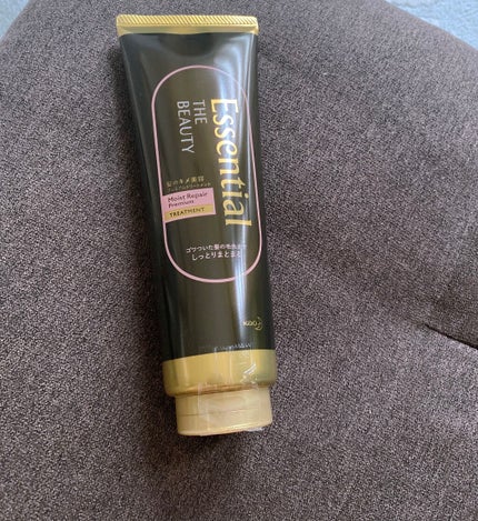 THE BEAUTY 髪のキメ美容プレミアムトリートメント<モイストリペアプレミアム>/エッセンシャル/洗い流すヘアトリートメントを使ったクチコミ(1枚目)